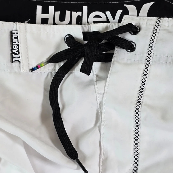 Hurley Swimming Trunks - Picture 5 of 6